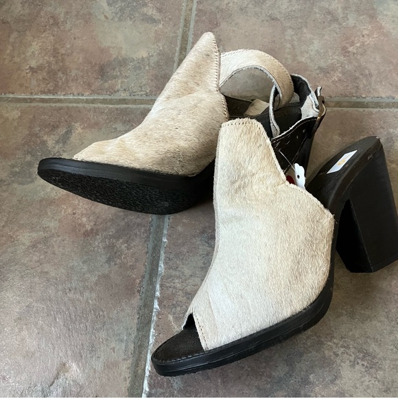 Cowhide Heels - Picture 3 of 4
